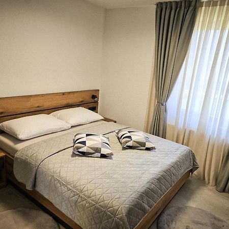 Villa Knezevic Plitvička Jezera Exterior foto